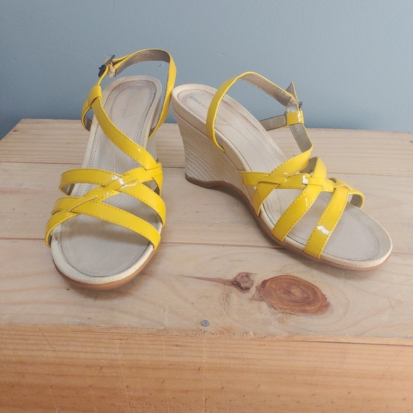 (2/$20) Rockport yellow wedge espadrilles size 7 👑 Host Pick 👑 - Picture 10 of 13